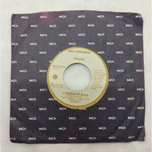 Trooper – 3 Dressed Up As A 9 7” MCA 41115 Canada 1979